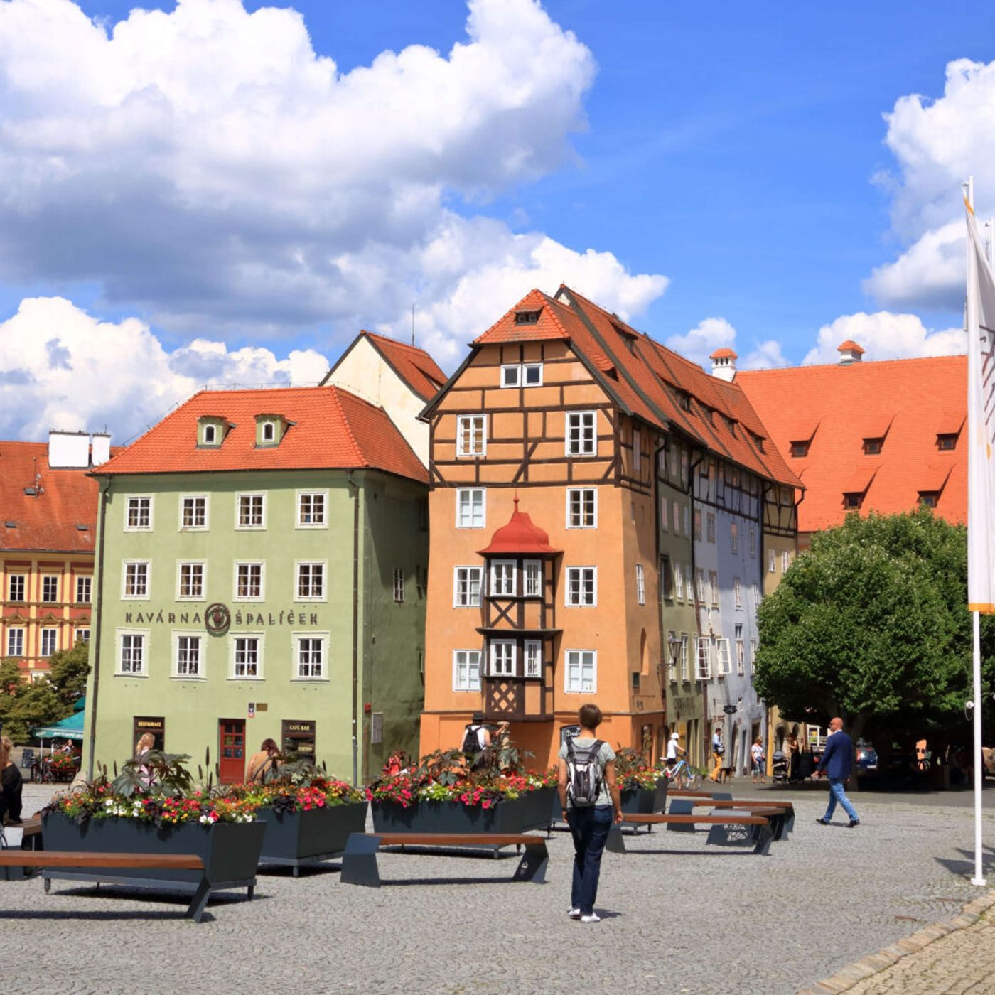 #Nebudu doma 2. díl:Karlovarský kraj nabízí víc, nejen lázeňská města episode artwork