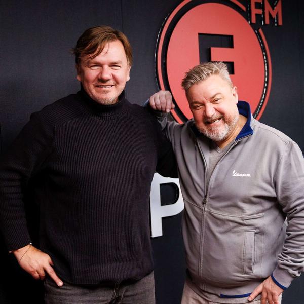 Host Expres FM