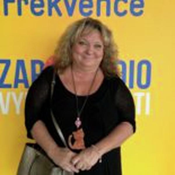Host Frekvence 1