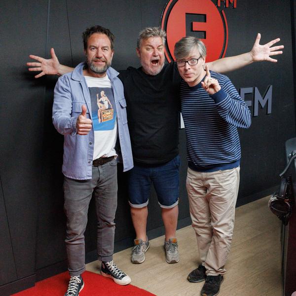 Host Expres FM