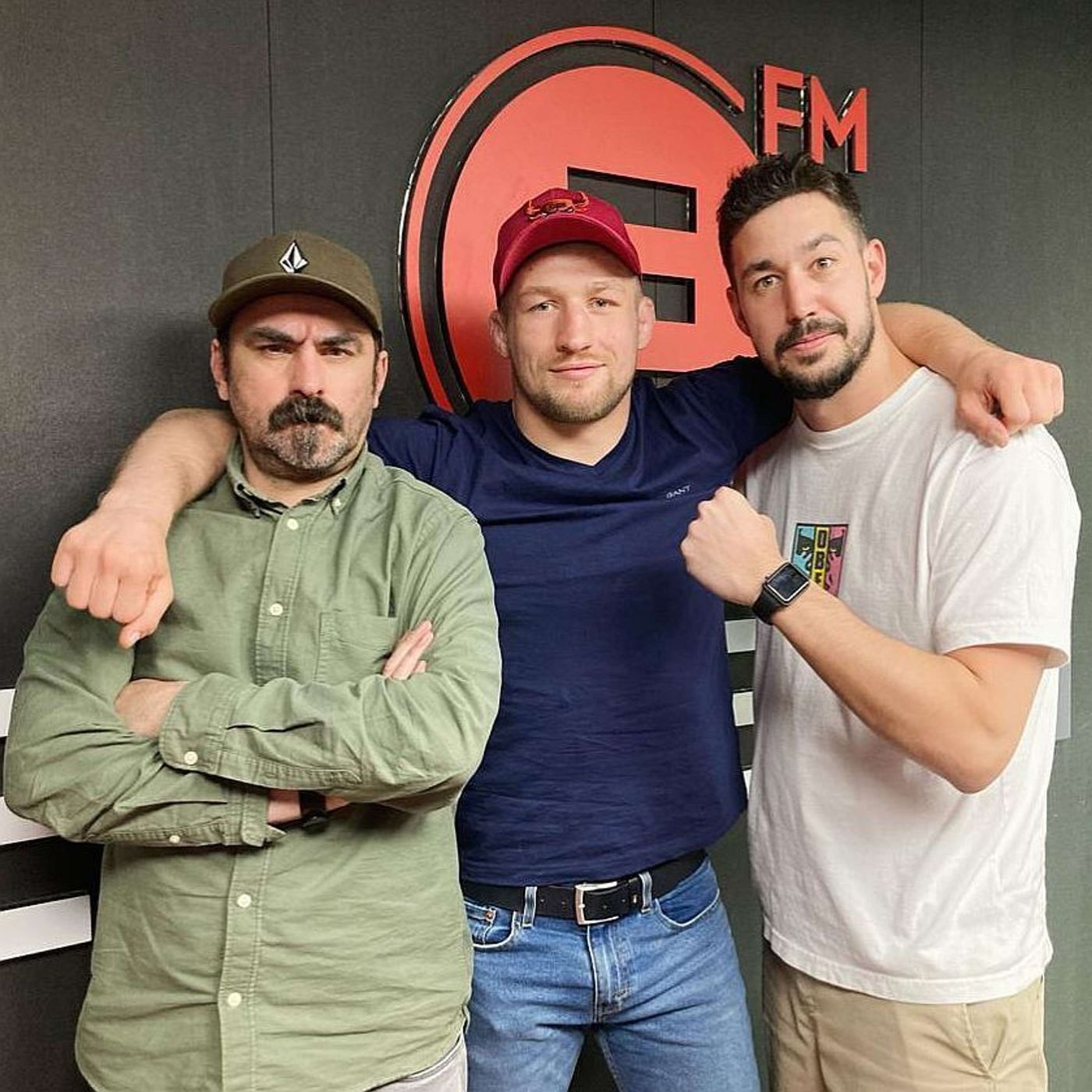 Fighter David Kozma byl hostem Večerní show episode artwork